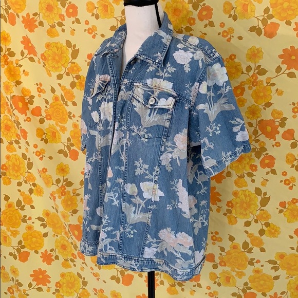 Fun True Vintage Floral Denim Button Down Jacket - Picture 5 of 12